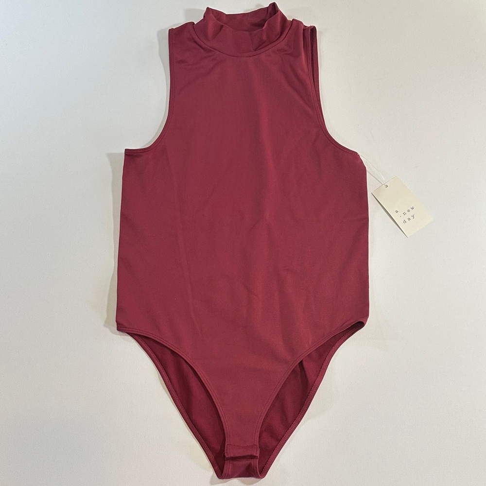 A New Day Burgundy Plum Mock Neck Sleeveless Bodysuit Women’s Size M